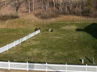 115 Midvale Xing, Staunton, VA 24401