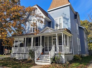 31 Lewis St, Lockport, NY 14094