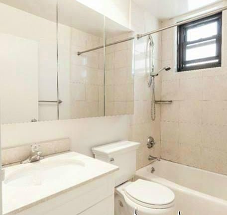 5th image of 155 E 31st St APT 15E