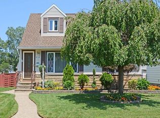 8116 Ackley Rd, Parma, OH 44129