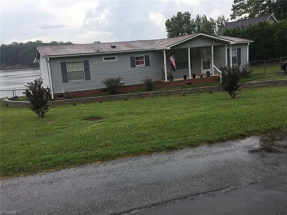 1st image of 274 Lake Dr #6