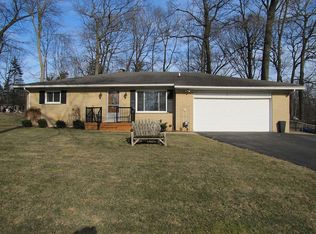 5706 Hummingbird Ln, Clarkston, MI 48346