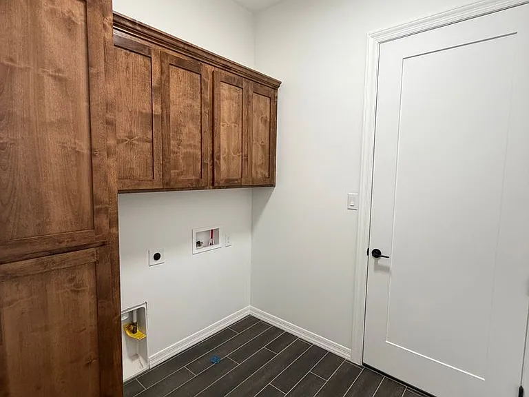 7888 E 35th Pl — Photo 27