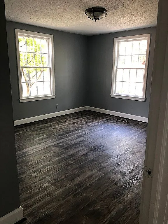 71 Springbrook photo 1