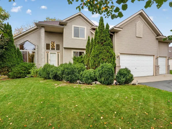 9337 Austrianpine Ave N, Brooklyn Park, MN 55443