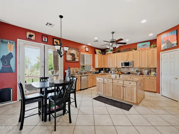2121 E PALM BEACH Drive, Chandler, AZ 85249