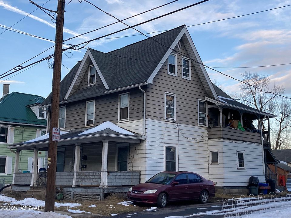 2nd image of 1118 Dewey Ave