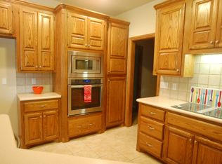 2649 E Ashecroft Dr, Edmond, OK 73034