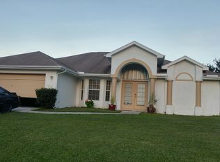 137 SW Meade Cir, Port Saint Lucie, FL 34953