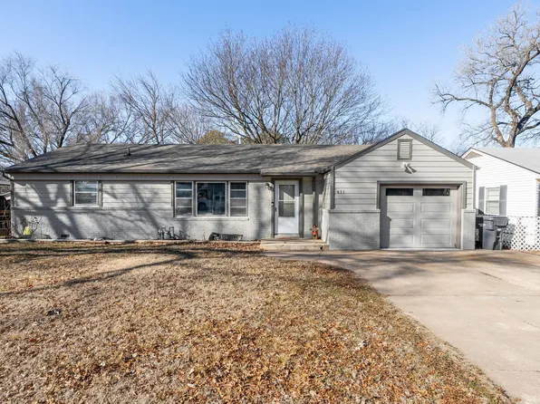 411 N Olive Ave, Mulvane, KS 67110