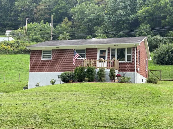 3999 Falls Mills Rd, Bluefield, VA 24605