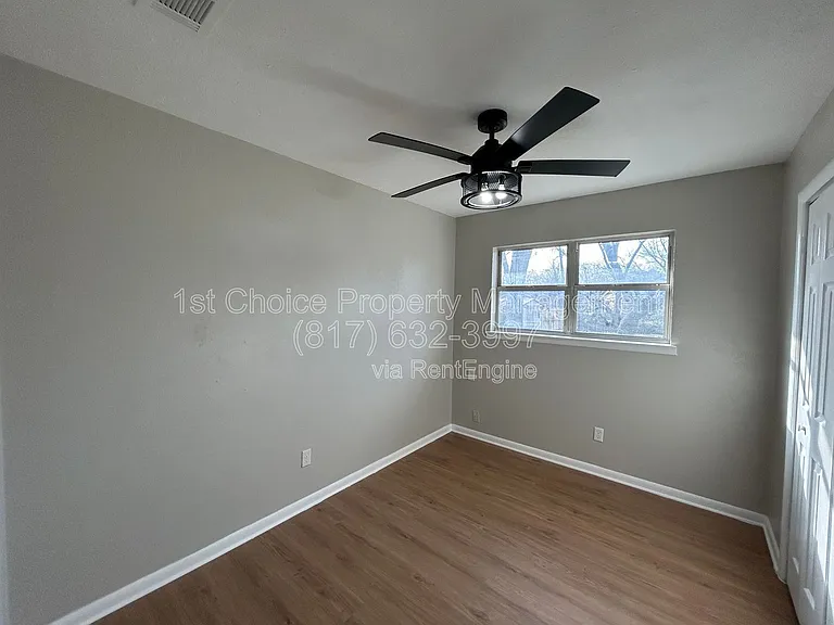 5929 Gayle Dr — Photo 17