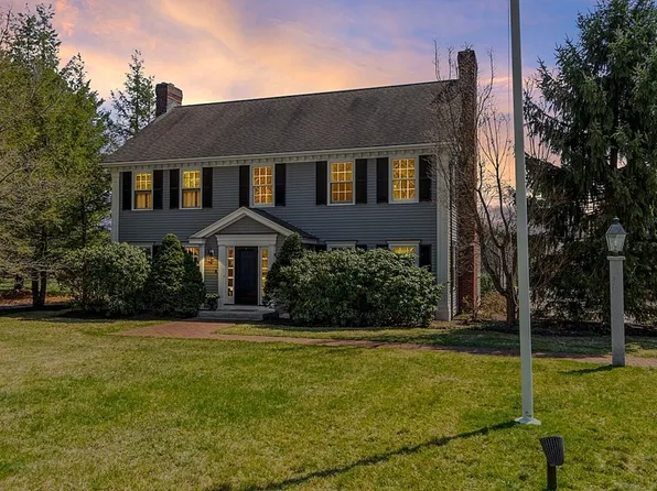 490 Lexington Rd, Concord, MA 01742