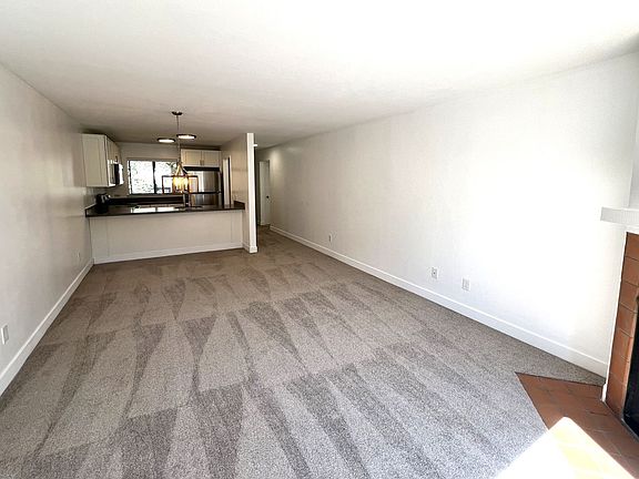 4th image of 808 Via Casitas