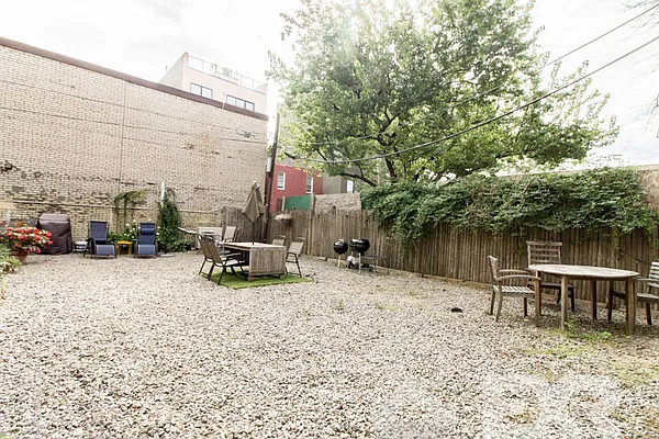 Rented by Highline Residential | media 26