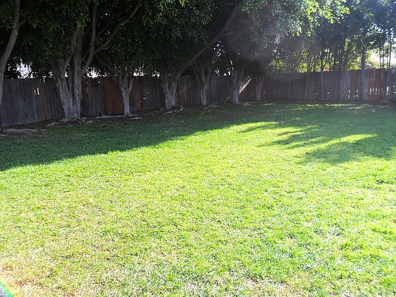 4th image of 11944 S Grevillea Ave #2ca38c7ba
