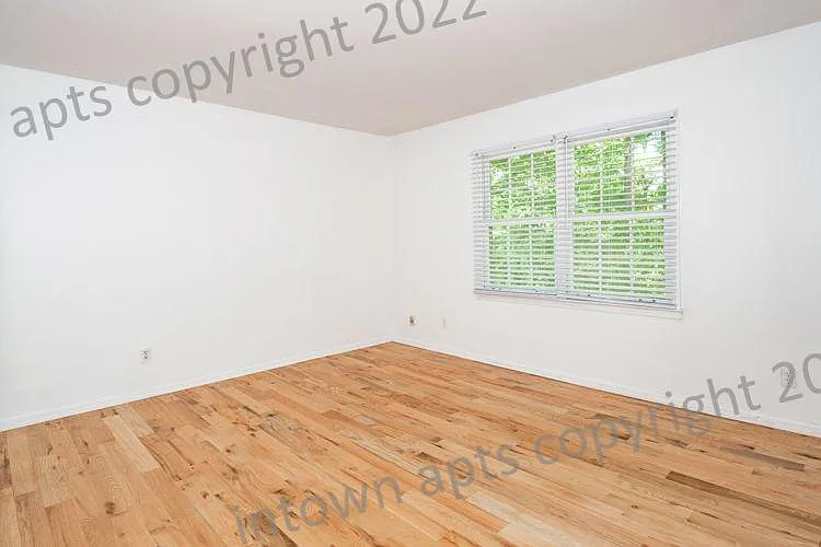 42-139 E Hill St #42 — Photo 6