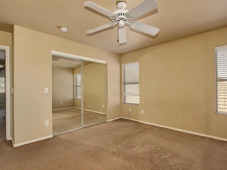 4726 E Mossman Rd — Photo 11