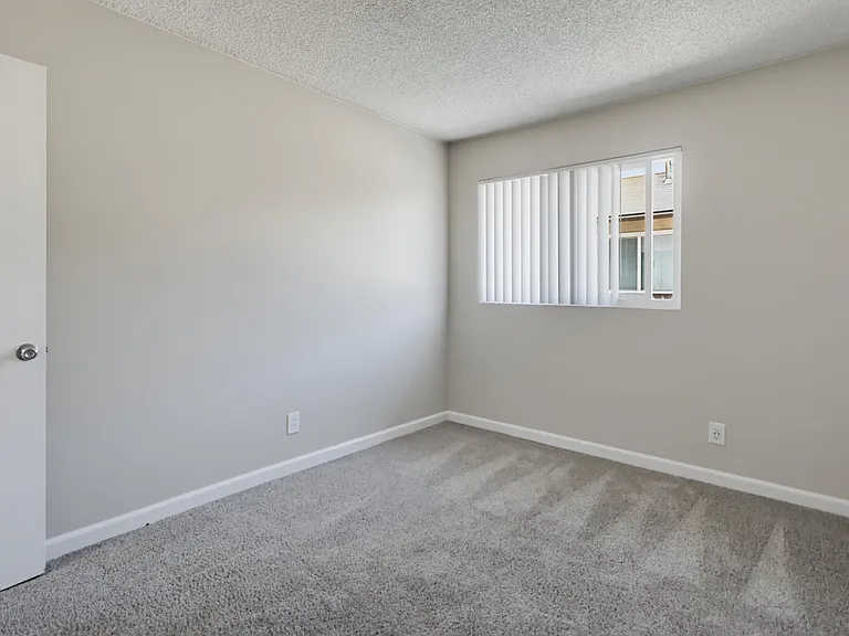 Moss Garden Apartments — Photo 31