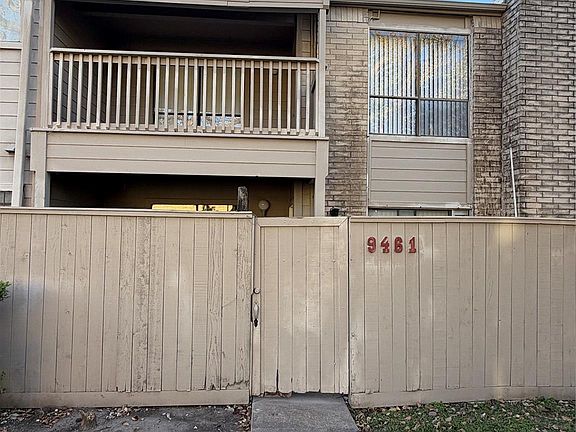 2nd image of 9461 Pagewood Ln
