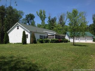 9902 Zimmerman Rd, Marysville, IN 47141