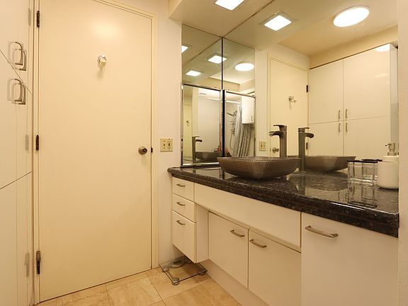 2nd image of 425 South St APT 3302