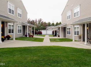 301 Evergreen Pl, Rensselaer, NY 12144