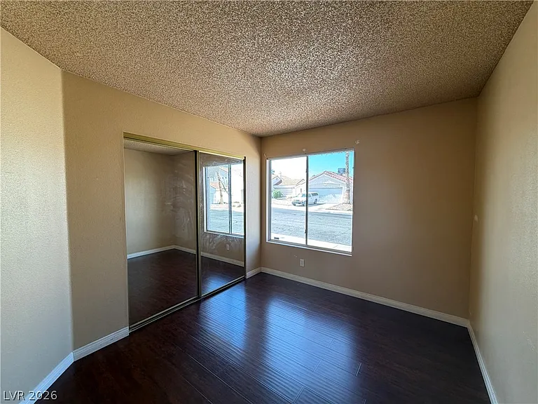6621 Silvery Ave — Photo 15