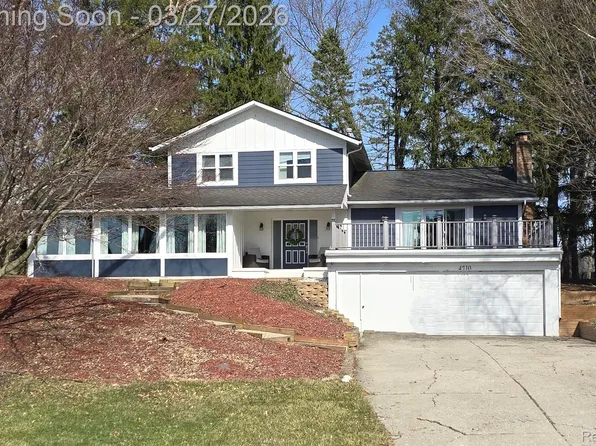 4710 Whitman Cir, Ann Arbor, MI 48103