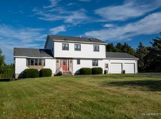 28 Labarca Ln, Bangor, ME 04401