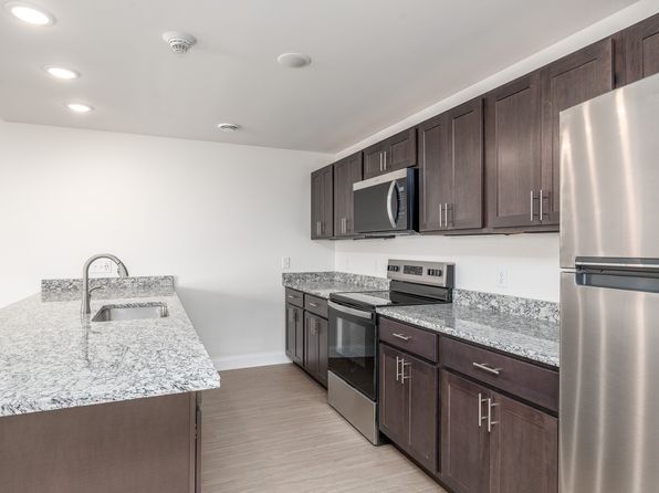 The Residences at LeMoyne Manor | 629 Old Liverpool Rd, Liverpool, NY