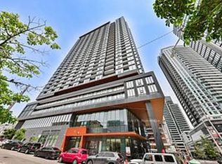 19 Western Battery Rd #711, Toronto, ON M6K0E3