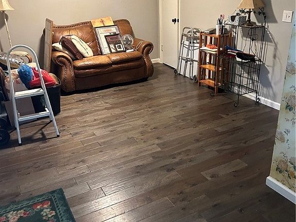 4th image of 87 Clover Cliff Dr