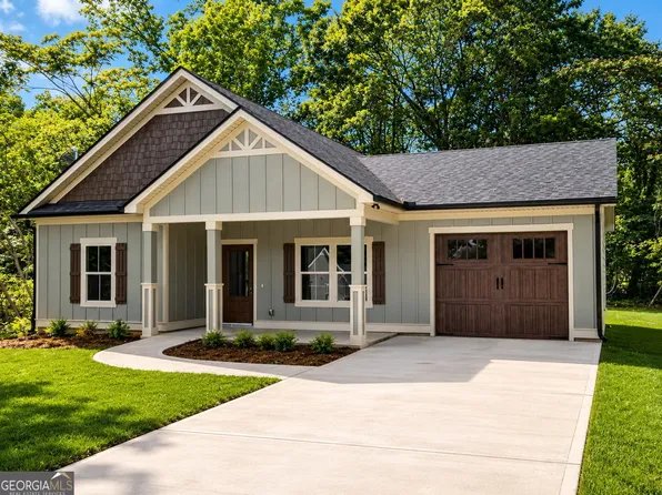 95 Pope, Newnan, GA 30263