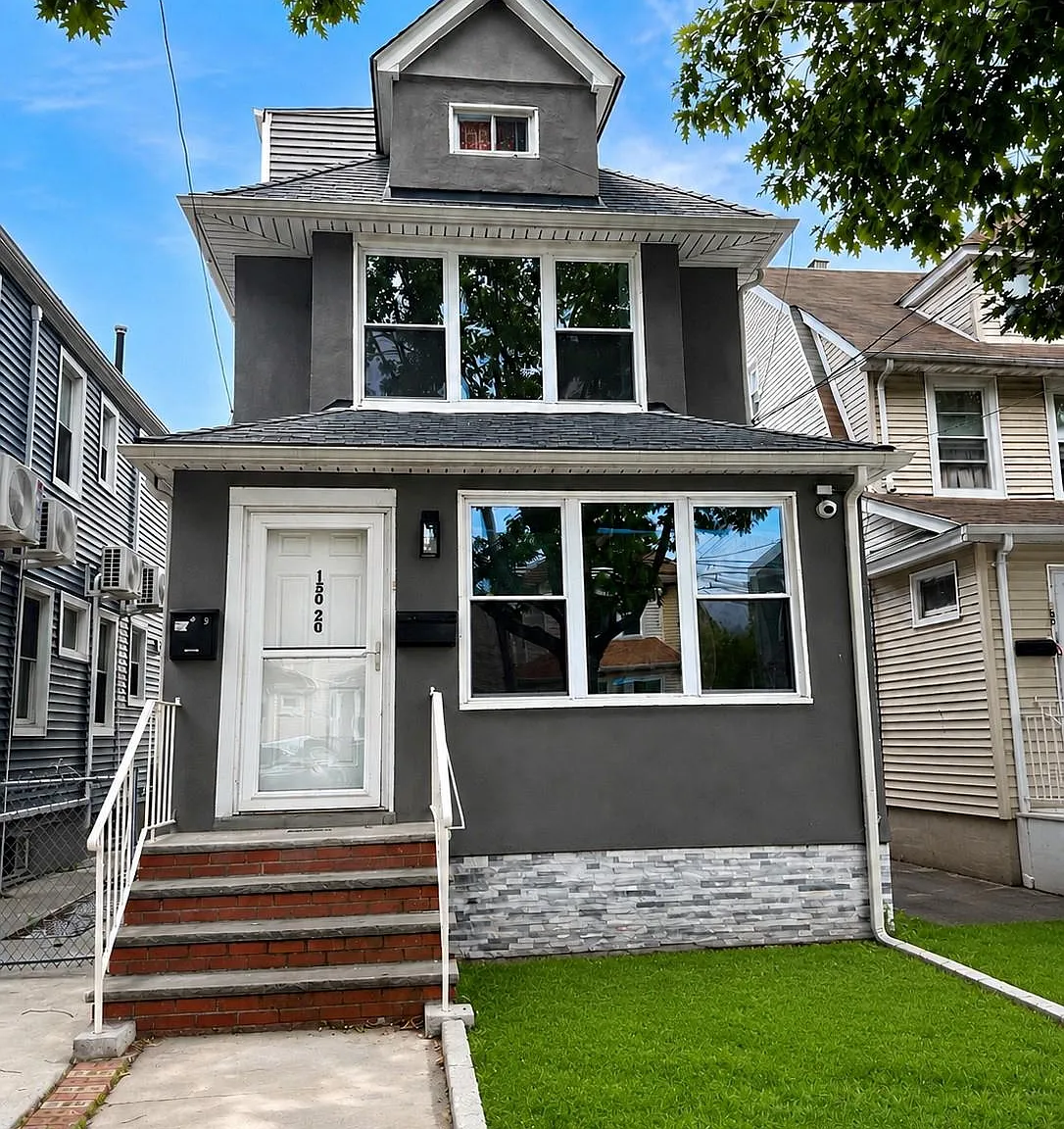 2 bed, 1.0 bath, 1568 sqft, $3,000 — Photo 1