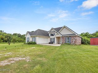 19 Tassin Ln, Carriere, MS 39426