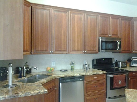 5th image of 4050 SW Newport Cir