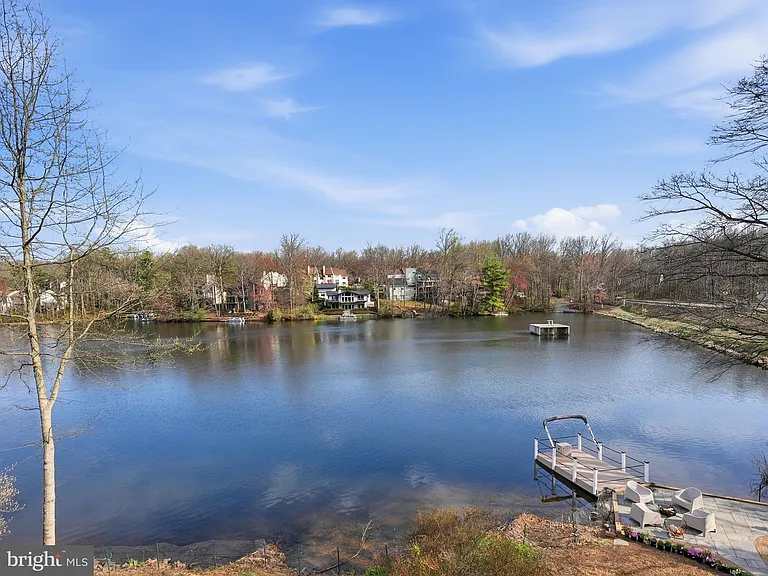 11216 S Shore Rd — Photo 43