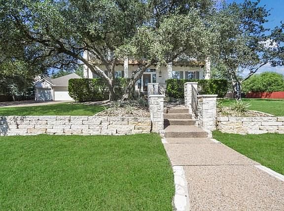 2nd image of 7243 Villa Maria Ln