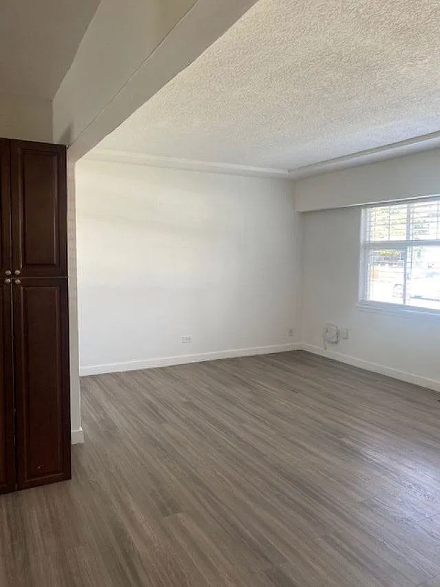 2 bed, 880 sqft, $2,800 — Photo 4
