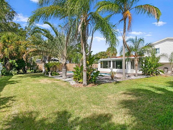 4th image of 8412 Flagstone Dr