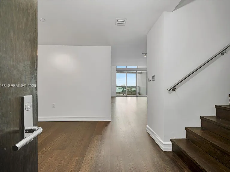 900 Biscayne Blvd #909 — Photo 6