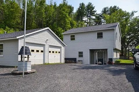 1st image of 708 Jericho Rd
