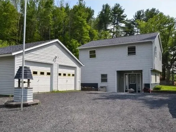 708 Jericho Rd, Richmond, VT 05477