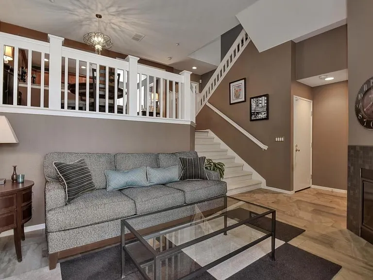 1257 Fairweather Lake Cmn — Photo 7