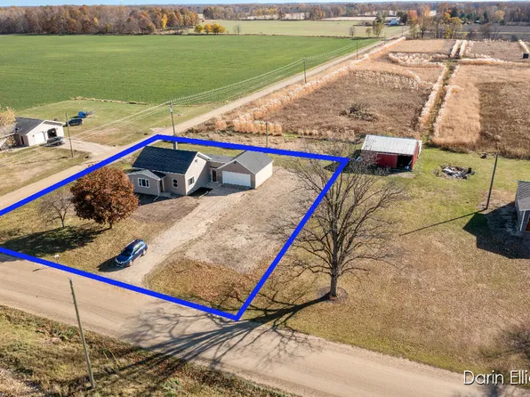 14009 W Maple Rapids Rd, Fowler, MI 48835