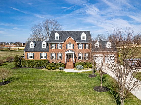 2nd image of 1048 N Fairway Dr