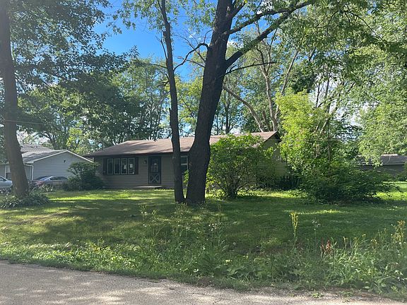 2nd image of 10342 W Illinois Ave