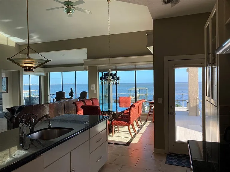 1443 Bayshore Dr — Photo 5