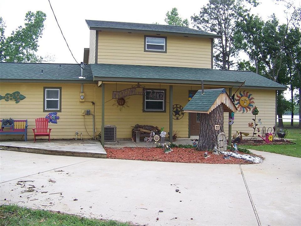 106 Lake View
